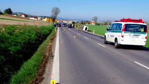 Neďaleko Trenčína havaroval autobus plný detí