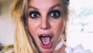 Britney Spears nešetrila na stromčeku. Toto je jej vianočný OBOR!