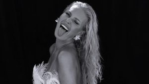 To je ale zmena! Krainová ukázala zadok, ľudia neveria, že je prirodzený!