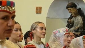 Hovoria iným nárečím, no aj tak si rozumejú a spoločne si uctievajú tradície