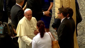 Nenavštívi pýchu Košíc a počas modlitieb pri ňom bude slziaca ikona. Štáb TV JOJ zisťoval detaily pápežovej cesty