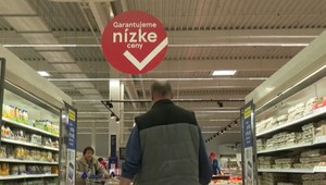 Vysoké ceny a zastropovanie sú stále v parlamente horúcou témou