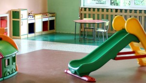 V Číne vyšetrujú materskú školu, v ktorej deťom pichali injekcie