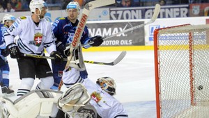 Skalica zdiera hokejistov. Žiada od nich peniaze za stravné i za výstroj