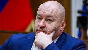 Rudolf Huliak na ministerstve cestového ruchu a športu vymenil 43 ľudí za 1,5 týždňa