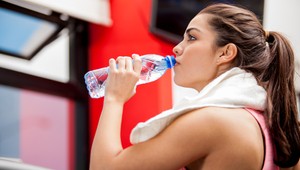 99 percent balenej vody obsahuje karcinogény: Kedy ste ju pili?