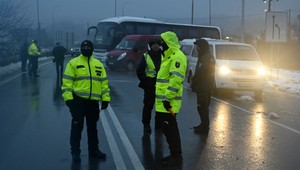 Smrteľná nehoda na ceste I/18: Motocyklista zomrel po zrážke s osobným autom