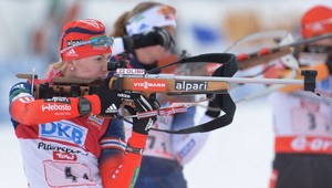 Biatlonistky v štafete na výbornom šiestom mieste