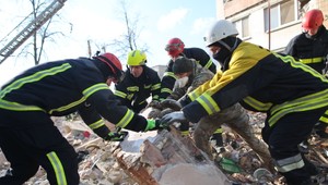 1369. deň na Ukrajine: Záchranné akcie po ruskom útoku v Ternopile ukončili