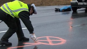 Chodca zrazili dve dodávky, nehodu neprežil