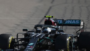 VC Ruska: Bottas víťazom pretekov. Hamilton doplatil na penalizácie
