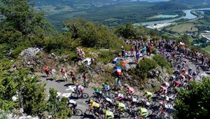 Grand Colombier aj rýchlostná prémia medzi kopcami