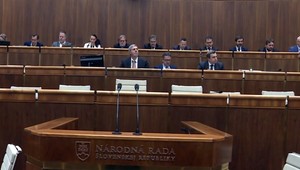 Vládne sľuby pre rodiny. Rodičia si prilepšia o viac ako 200 eur