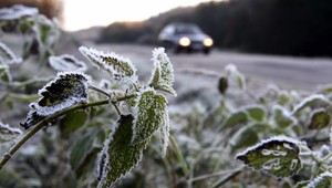 Pripravte sa na studenú noc a mrazivé ráno! Po západe slnka začne teplota rýchlo klesať