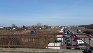 Pri nehode na D1 sa zrazili kamión, dodávka a auto. Záchranári išli práve v tom čase okolo