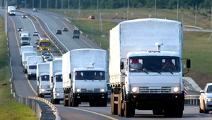 Ukrajina oficiálne prijala humanitárnu pomoc, konvoj poputuje do Luhanska