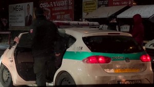 Polícia zasahovala na čerpacej stanici: Zaistili podozrivé látky, ktoré poslali na expertízu