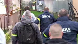 Vyšetrovateľ obvinil útočníka, ktorý sekerou ohrozoval žiakov v škole