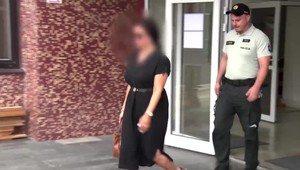 Nožom zaútočila na manžela a syna: Hrozilo jej doživotie, zachránili ju znalci