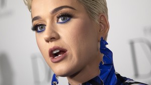 Tehotná?! Katy Perry ŠOKOVALA bruškom