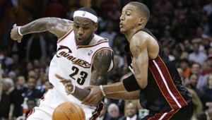 Cavs vyhrali zásluhou 21. triple-double LeBrona Jamesa v kariére