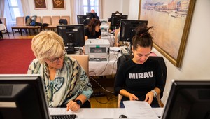 Mestá a obce majú pred voľbami plné ruky práce, posledné detaily dolaďuje aj Štatistický úrad