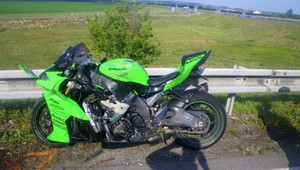 Tragická nehoda pri Trnave. Motorkár (†51) zahynul