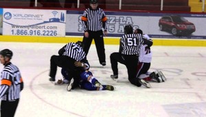 Hromadná mastenica! Hokejisti si skočili do vlasov už pred zápasom