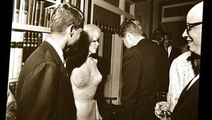 Žiadna samovražda! Marilyn zabila Kennedyho smrtiaca injekcia