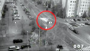 Cestný pirát v šialenej rýchlosti nabúral do cyklistu