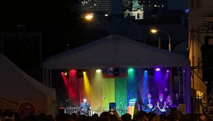 Radka, ktorá prežila teroristický útok na Zámockej, hodnotí rok po útoku. Zmenila sa spoločnosť?