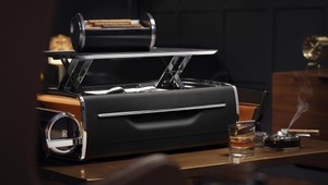 Neviete, čo s peniazmi? Kúpte si truhlicu na whisky a cigary od Rolls-Royce
