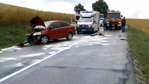 Nehoda na Spiši. Na mokrej ceste sa zrazili dve autá