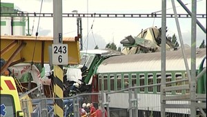 Pozostalí a obete začali dostávať od Českých dráh odškodnenia