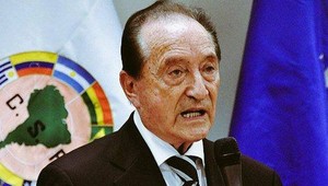 Viceprezident FIFA prišiel o deväť nehnuteľností