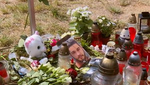 Mladíkova smrť spustila sériu protestov. Obžalovanému hrozí doživotie