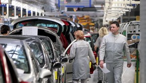 Automobilka stopla pre povodne výrobu