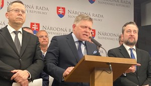 Smer-SD má v referende nového partnera: Republika dodala 50-tisíc podpisov, vyjadril sa Fico