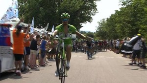 VIDEO. Sagan oslávil potvrdenie zeleného dresu štýlovo