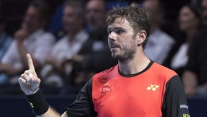 Wawrinka sa nerozpakoval zahriaknuť hlučného politika
