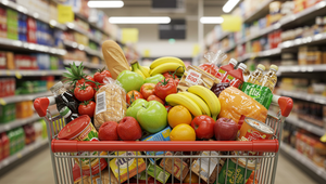 Veľkonočný ošiaľ: Obchody praskajú vo švíkoch, koľko z nakúpeného jedla skončí v koši?