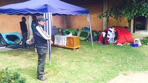 Rozruch v Bruseli: Slovenskí Rómovia z Košíc stanujú na uliciach