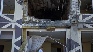 1412. deň na Ukrajine: Ruské rakety a drony spôsobili škody v Charkove, Dnipre a Jeleci