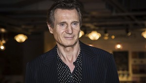 Liam Neeson v rozhovore priznal, že sa počas nakrúcania filmu zamiloval do Pamely Anderson!