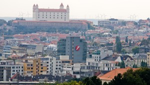 Ovzdušie pri Štrbskom plese je niekoľkonásobne zdravšie ako v Bratislave. Pozrite sa, kde zaznamenali najväčšie znečistenie