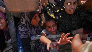 Hladomor v Gaze: V dôsledku podvýživy zomrelo viac ako 100 detí