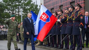 Vstup do NATO bol podľa prezidenta správny. Slovensko je lepšie chránené