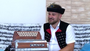 Majster sveta v hre na heligónku pochádza zo Slovenska. Tvrdá práca mu priniesla ovocie