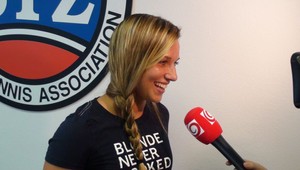 Cibulková dokázala za mlákou vyhrať, Hantuchová vypadla