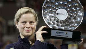 Finálová dráma tenisových navrátilkýň v Brisbane pre Clijstersovú